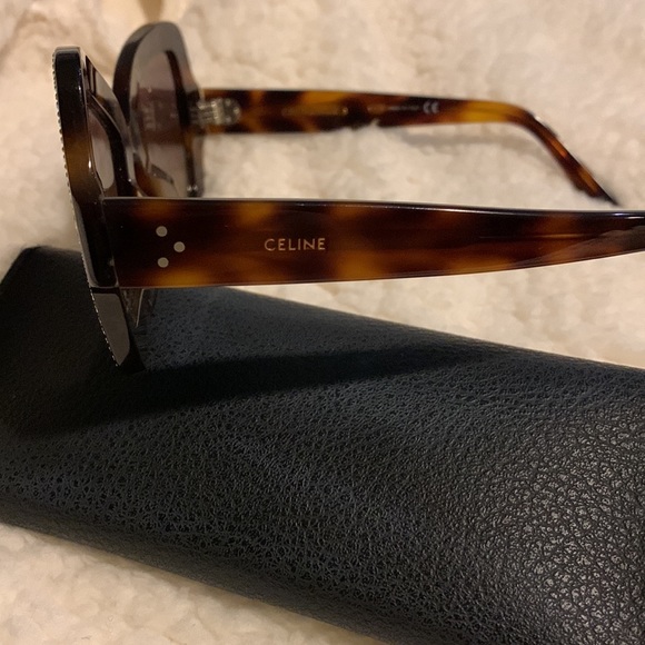 Celine embellished square sun glasses. - Picture 6 of 9